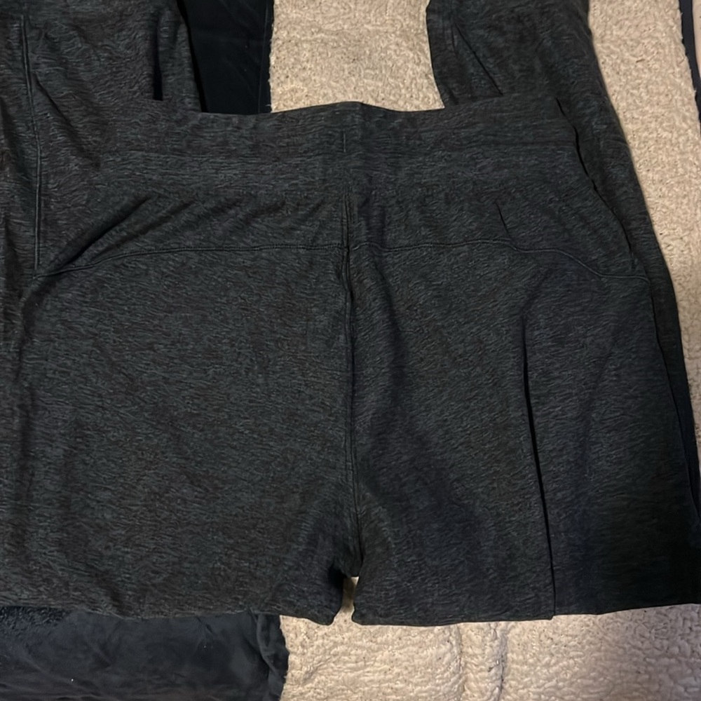 Lululemon Ready to Rulu Jogger Crop- size 6 - Picture 5 of 8